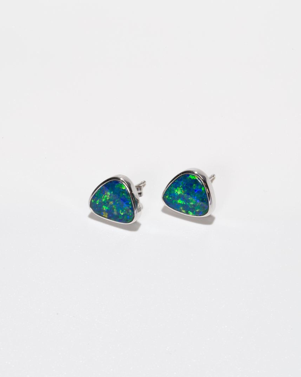 Sertia Earrings