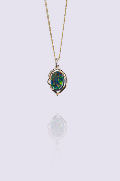 Arctus Pendant