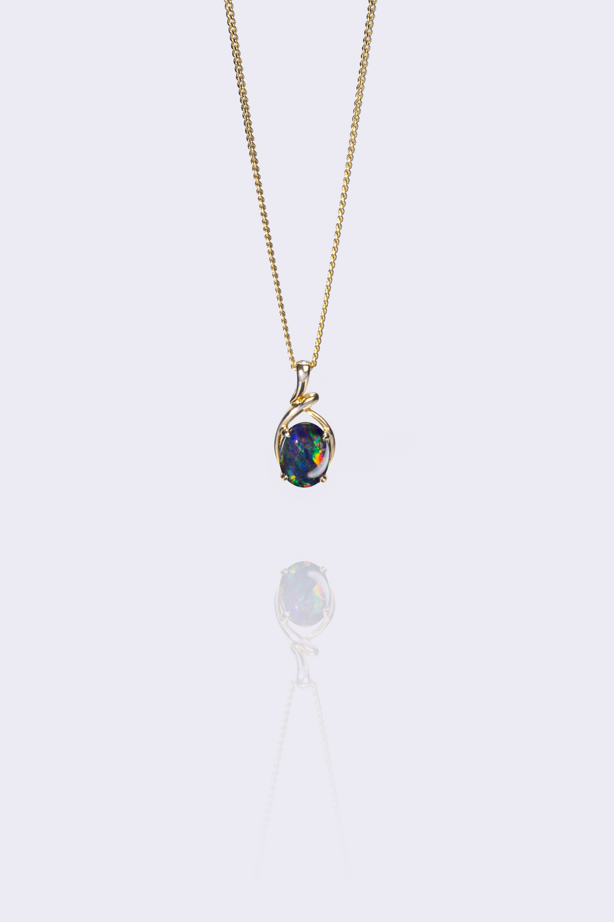 Rinth Pendant