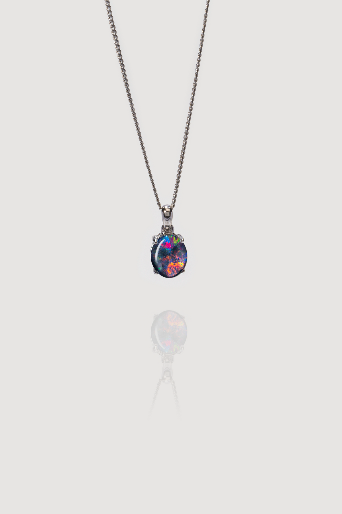Nero Pendant