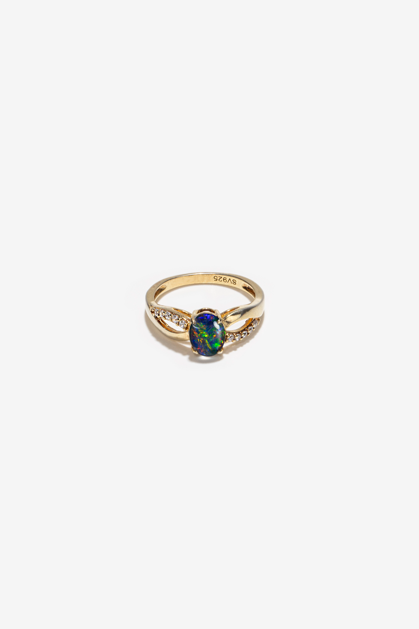 Hyra Ring