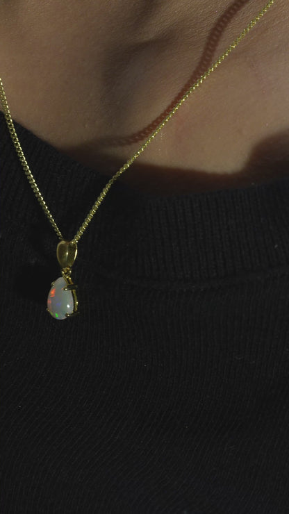 Regnant Pendant
